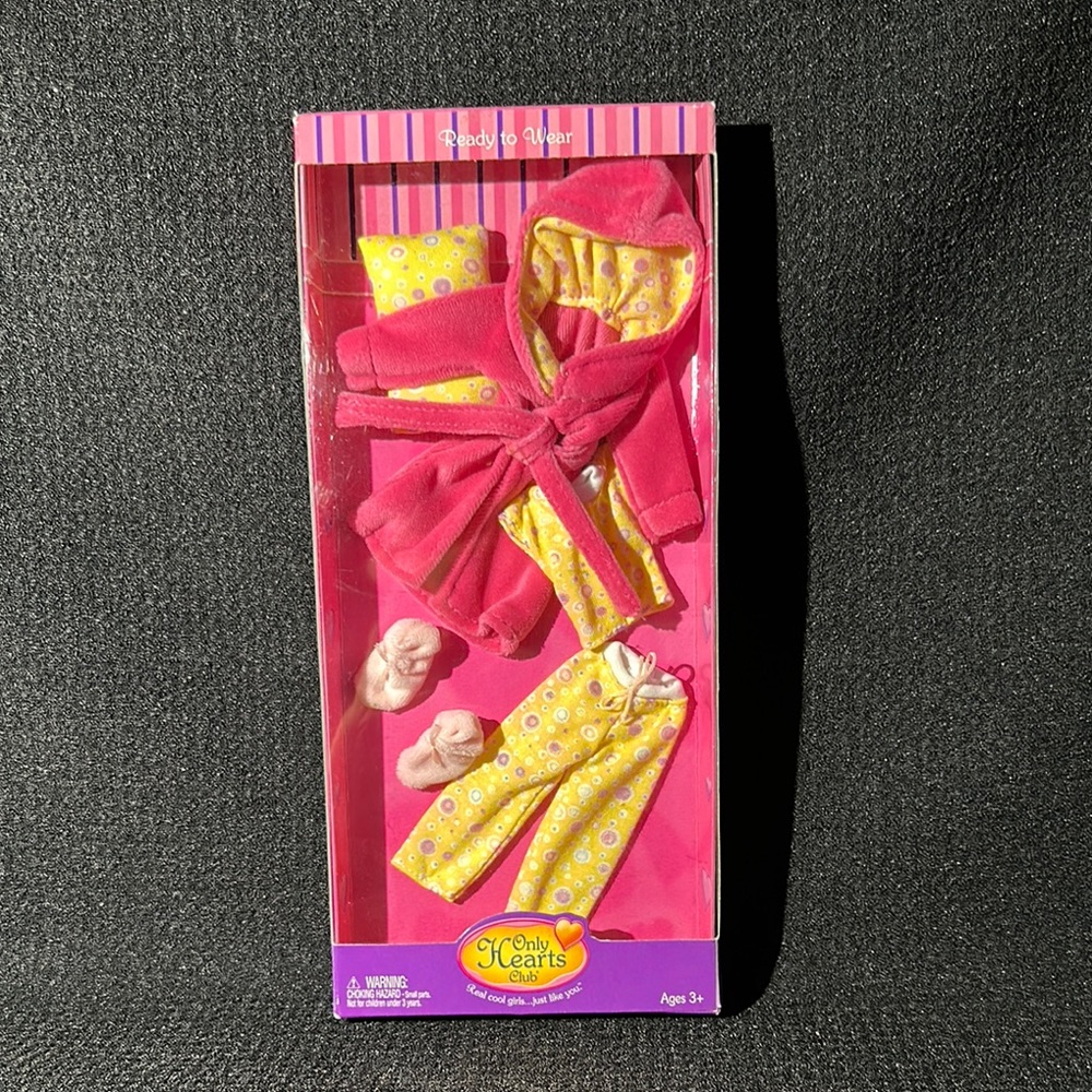 NIB 2005 Only Hearts club doll pajama set for 9”dolls. NEW